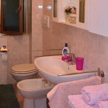 Pensjonat La Casa Delle Rose With Air Conditioning 2*