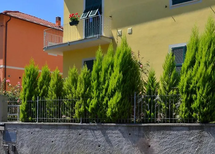 Guest house La Casa Delle Rose: Cozy Air-conditioned Retreat